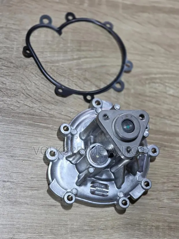 Water Pump Fits Porsche Cayenne 4.5l (2003 - 2006) · Photo 1