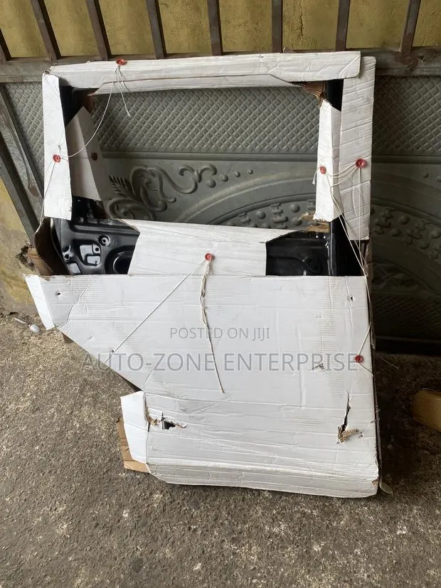 Honda CRV 2017-2022 Back Door · Photo 1