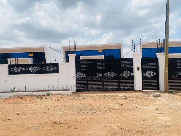 3bdrm House in Oyarifa for sale · Photo 1