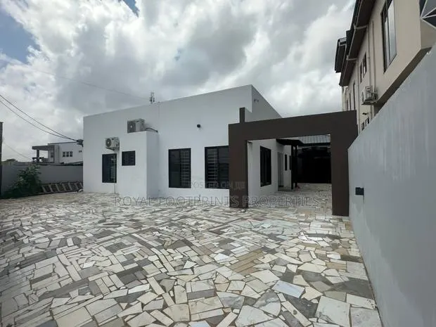 3bdrm House in Ashaley Botwe for rent · Photo 1