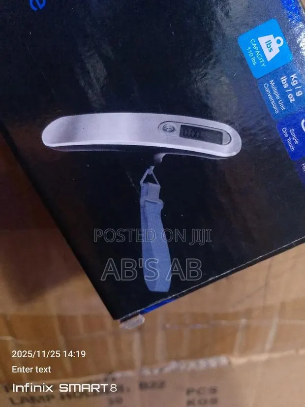 Digital Luggage Scale · Photo 1