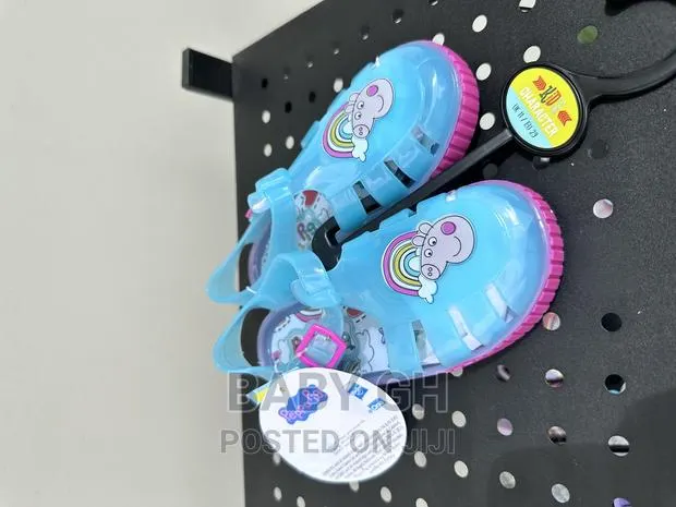 Peppa Pig Jelly Sandals · Photo 1