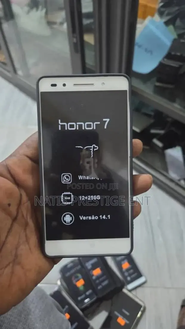 New Huawei Ascend Mate7 32 GB Silver · Photo 1