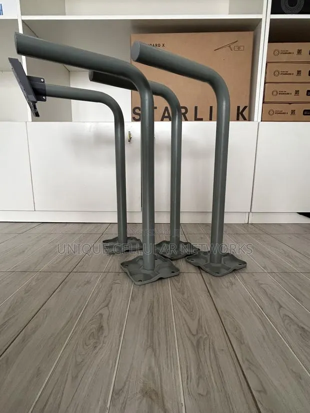 Starlink Gen3 Plastic Dish Adapter + Wall Mount (Complete) · Photo 1