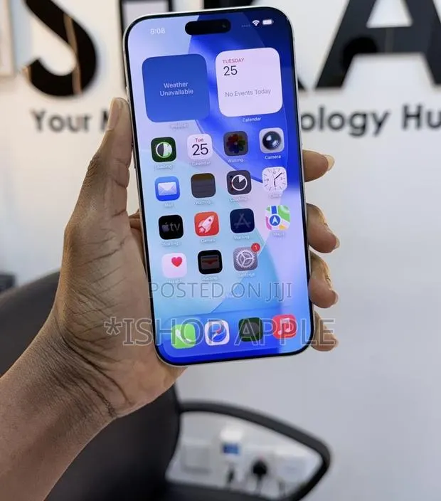 Apple iPhone 17 Pro Max 512 GB Silver · Photo 1