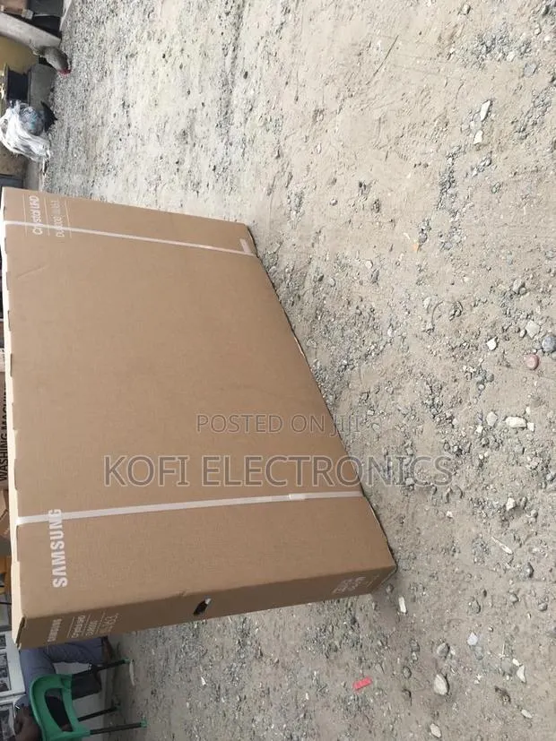 Samsung 65” Smart Display Large-Screen Comfort · Photo 1