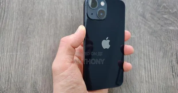 Apple iPhone 13 128 GB Black · Photo 1
