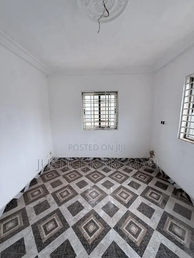 2bdrm Apartment in Old Barrier for rent · Photo 1