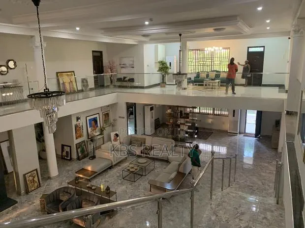 Furnished 5bdrm Mansion in Tech-Appiadu, Kumasi Metropolitan for sale · Photo 1