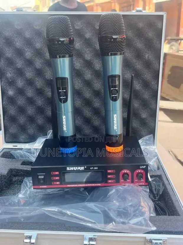 Shure Ut-282 Professional Wireless Microphone System. · Photo 1
