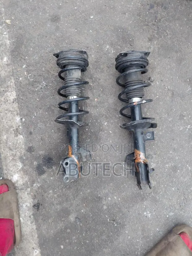 Front Shock Nissan Versa 2007, 2008, 2009, 2010, 2011, 2012 · Photo 1