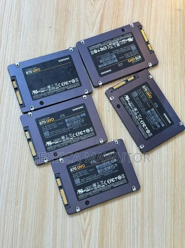 Samsung 870 Qvo 4tb Mz-77q4t0bw · Photo 1
