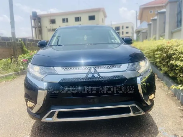 Mitsubishi Outlander SE FWD 2019 Blue · Photo 1