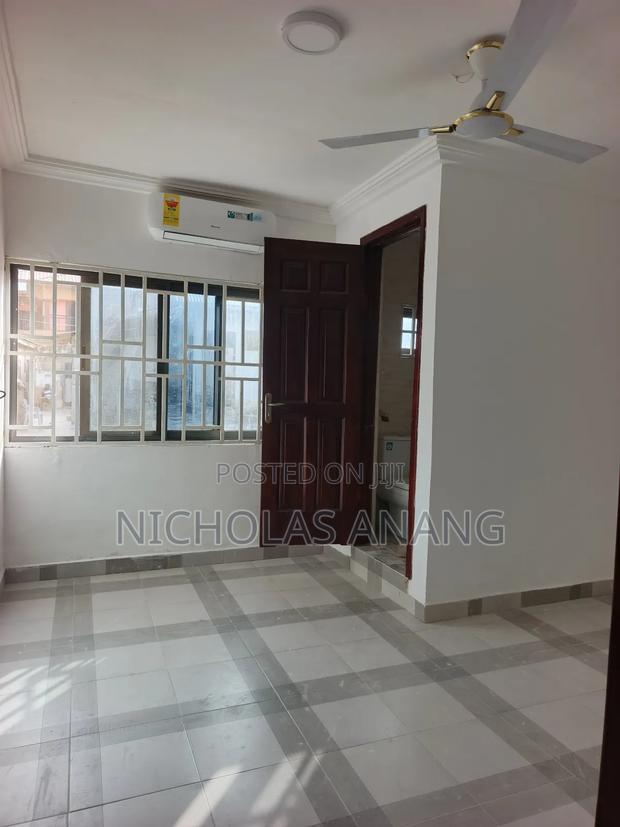 1bdrm Apartment in Dorns Properties, New Town for rent · Photo 1