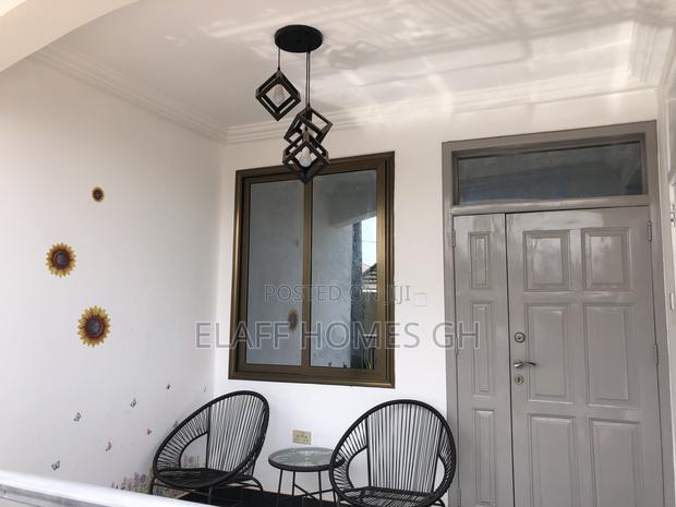 Furnished 2bdrm Apartment in Elaffhomesgh, Adjiriganor for rent · Photo 2