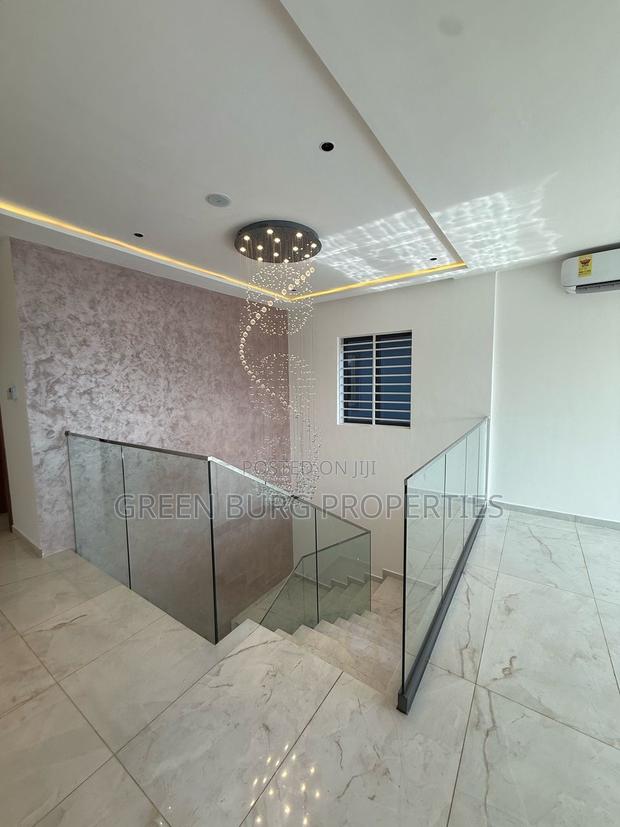 4bdrm House in Lake Side Estate for sale · Photo 8