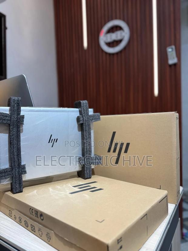 New Laptop HP EliteBook 745 G6 16GB AMD Ryzen 5 SSD 256GB · Photo 4
