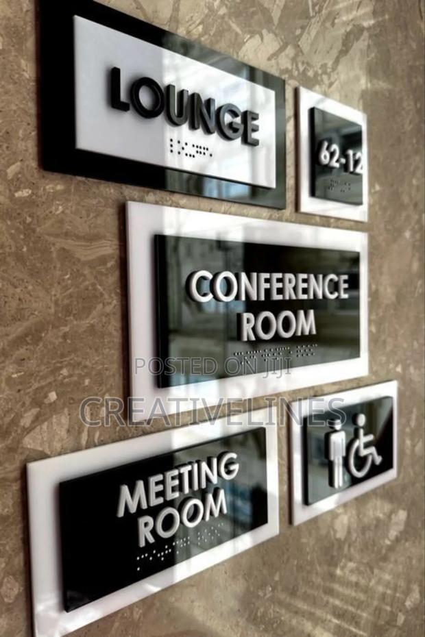 Apartment Direction Signage · Photo 1