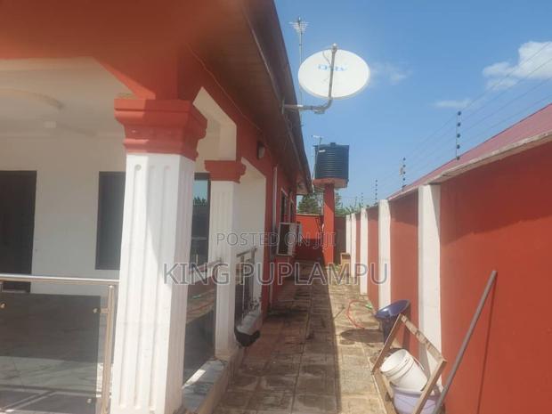 5bdrm House in Owusu Ansah for sale · Photo 5