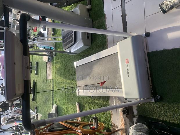 Treadmill 110kg · Photo 4