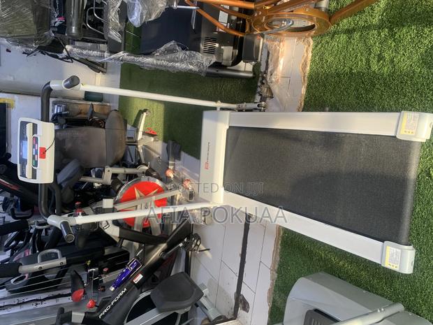 Treadmill 110kg · Photo 5