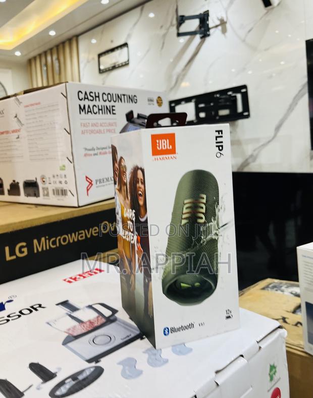 Check Out Original JBL Flip 6(Green)Bluetooth Speaker. · Photo 1