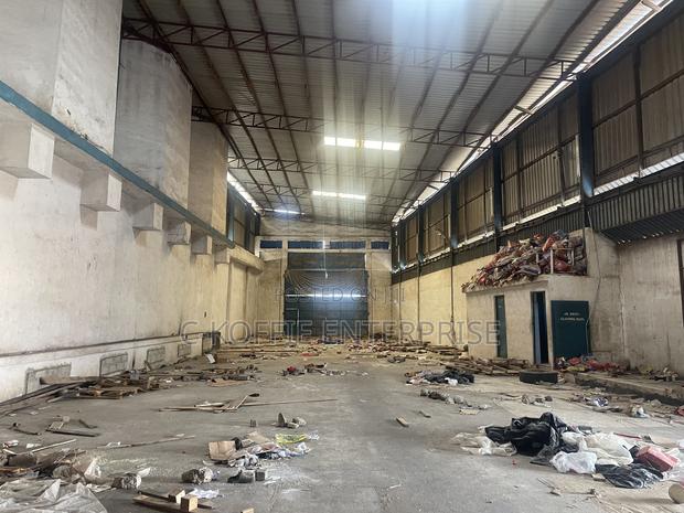 650 SQM Warehouse at North Kaneshie Industrial Area · Photo 4