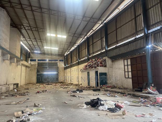 650 SQM Warehouse at North Kaneshie Industrial Area · Photo 3