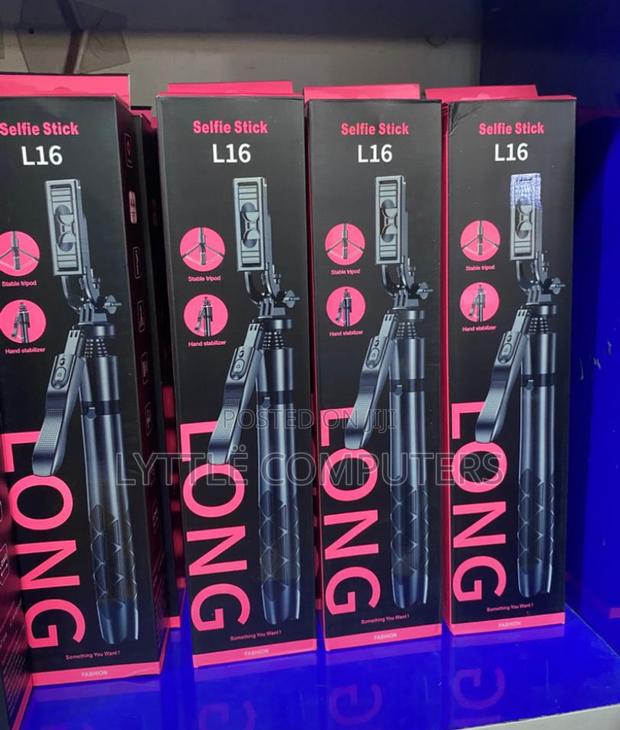 Long Selfie Tripod Stand · Photo 2