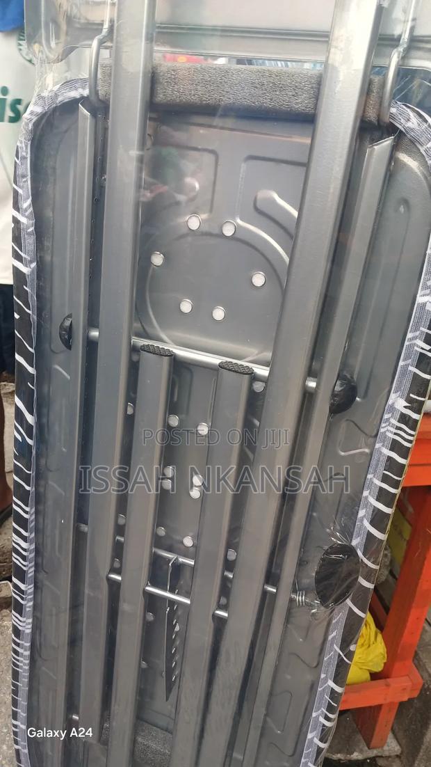 Quality Ironing Board · Photo 2