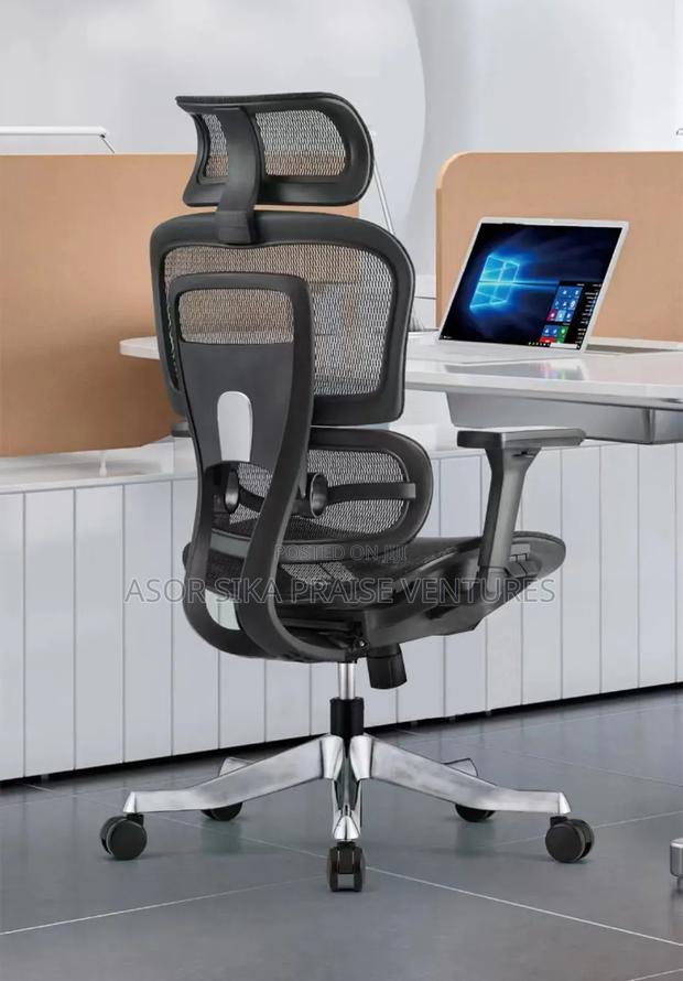 Orthopedic Chair · Photo 1