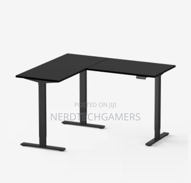 Flexispot L-shaped Standing Desk (E2l) · Photo 1