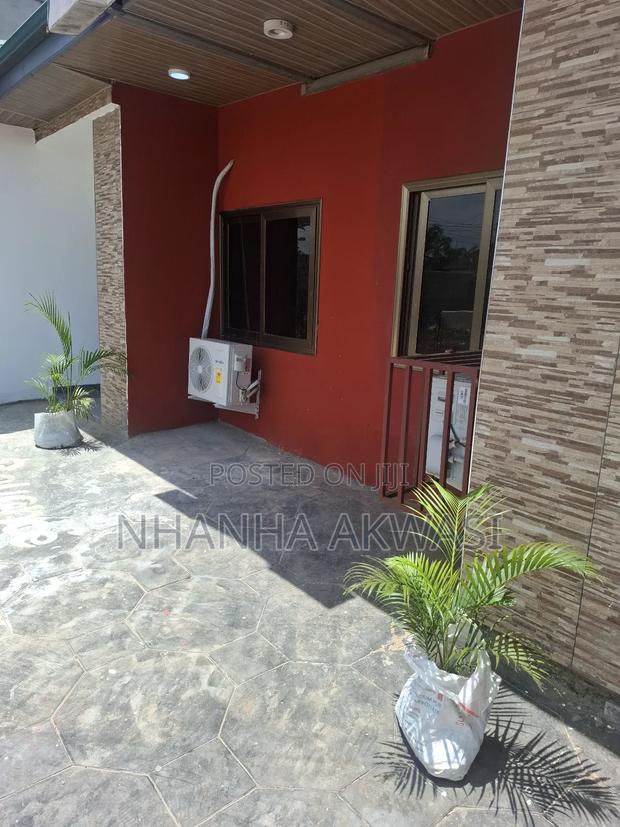 2bdrm Apartment in Community11, Tema Metropolitan for rent · Photo 1