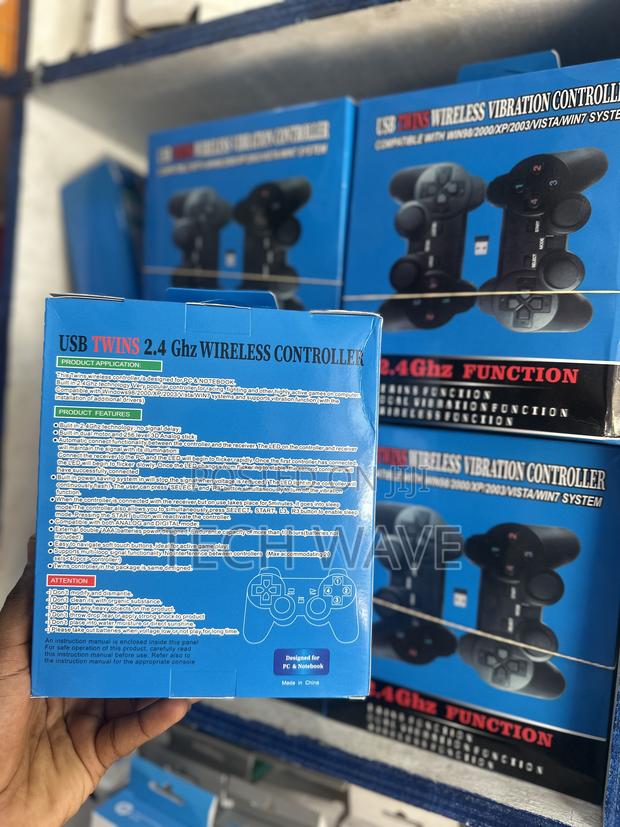 Usb Twins Wireless Controller · Photo 2