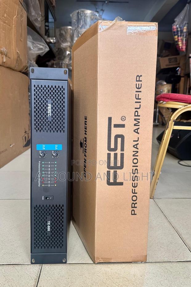 Fest [Te-800] Power Amplifier · Photo 1
