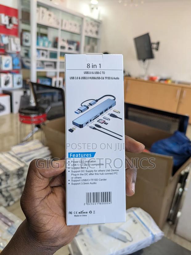 Type C Usb Hub 8in1 · Photo 2
