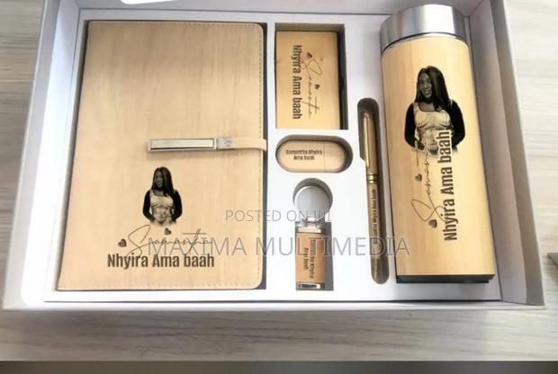 Customised Gift Set · Photo 1