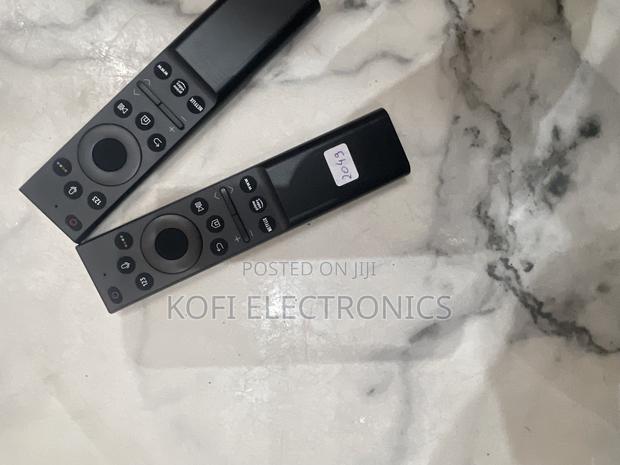 Explore Smart Features With Smart Samsung Remote · Photo 1