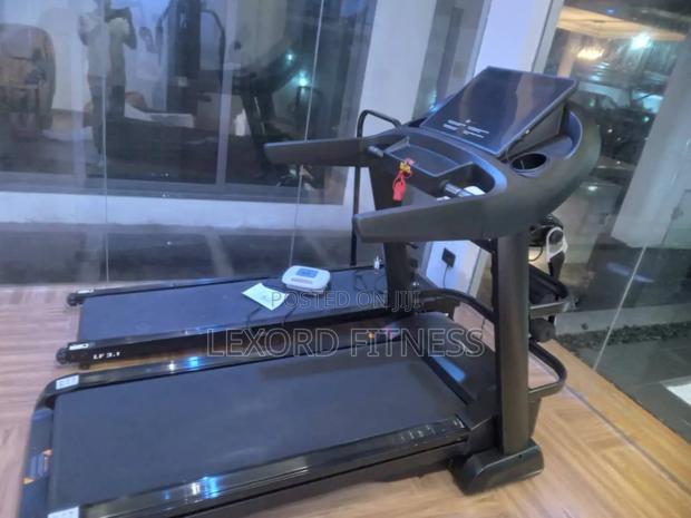 Treadmill 5hp 150kg · Photo 1