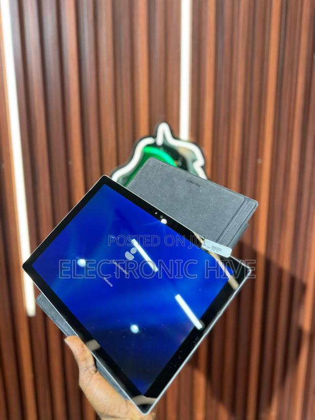 Laptop Microsoft Surface Pro 4 8GB Intel Core I5 SSD 256GB · Photo 3