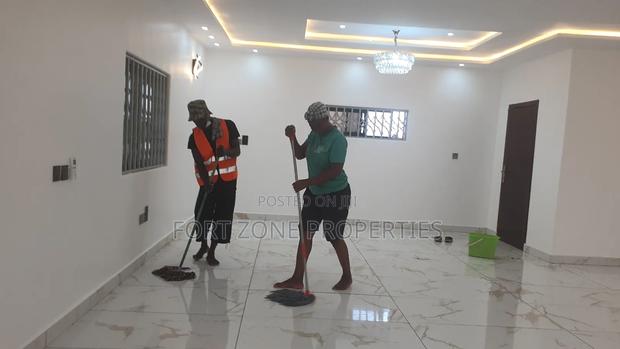 Moving in and Moving Out Cleaning Service With Cleantex · Photo 1