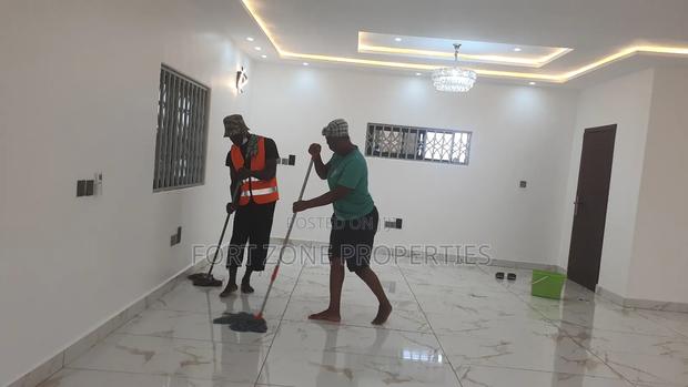Moving in and Moving Out Cleaning Service With Cleantex · Photo 2