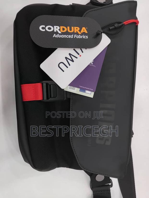 Wiwu Cordura Advance Fabrics Warriors Crossbody Bag · Photo 1