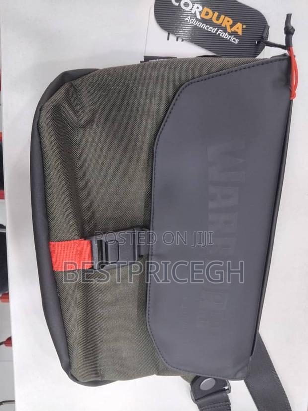 Wiwu Cordura Advance Fabrics Warriors Crossbody Bag · Photo 4