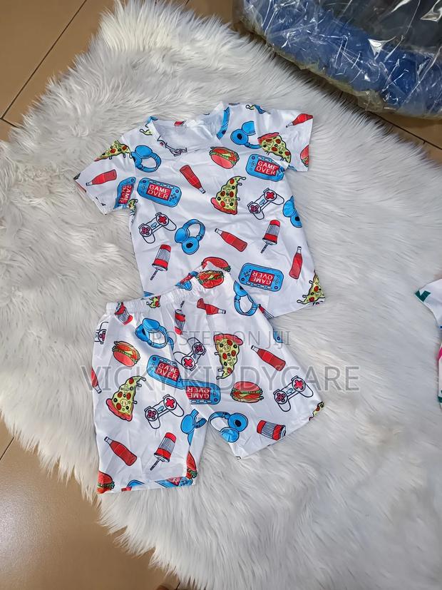 Kids Shorts and T-Shirt · Photo 2