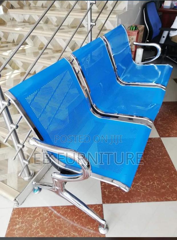 Metal 3 in One/ Waiting Chair · Photo 1