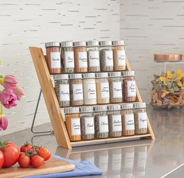 18 Jar Counter Top Spice Organiser Filled With Spice · Photo 2