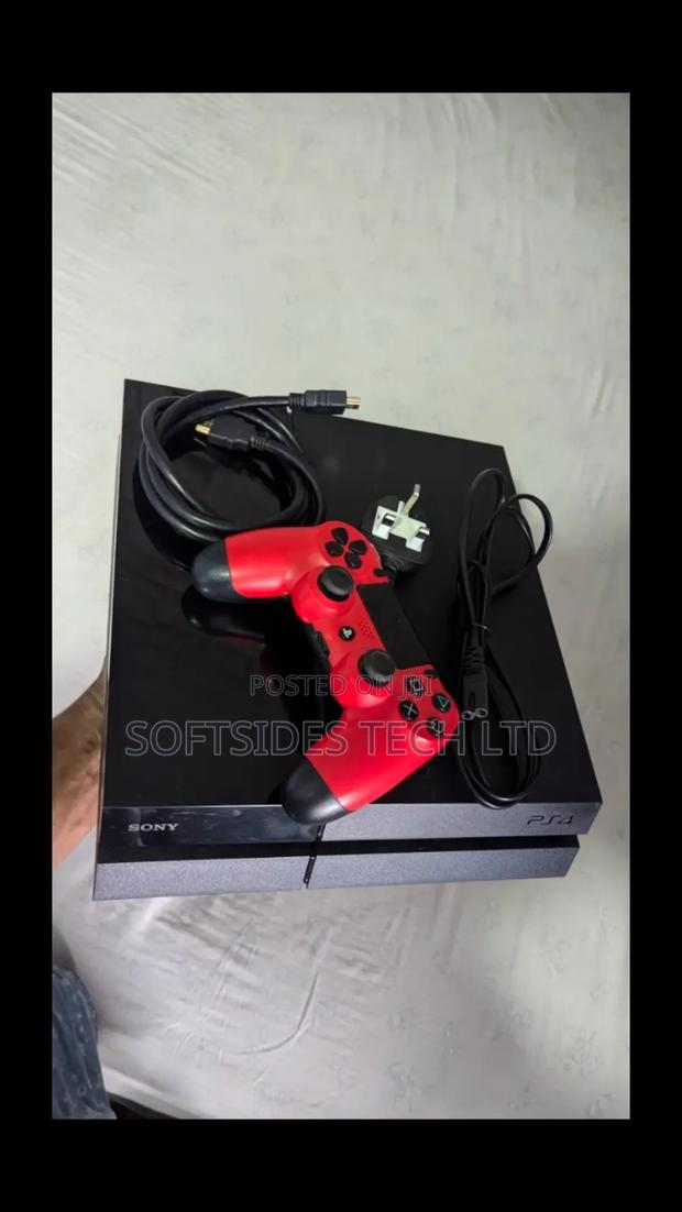 Playstation 4 Standard Jailbreak – Loaded With Top Games · Photo 3