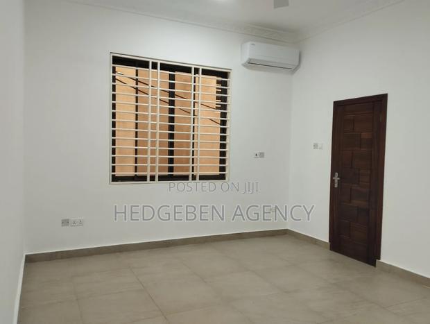 2bdrm Apartment in Adenta for rent · Photo 8