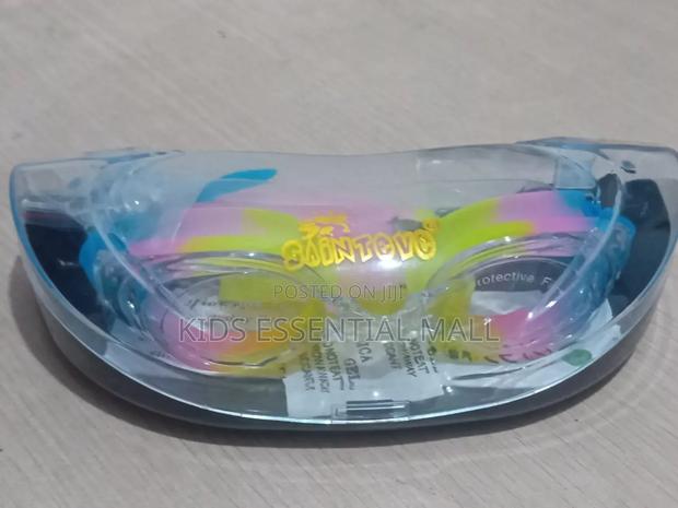Swimming Goggles for Kids and Adults · Photo 4